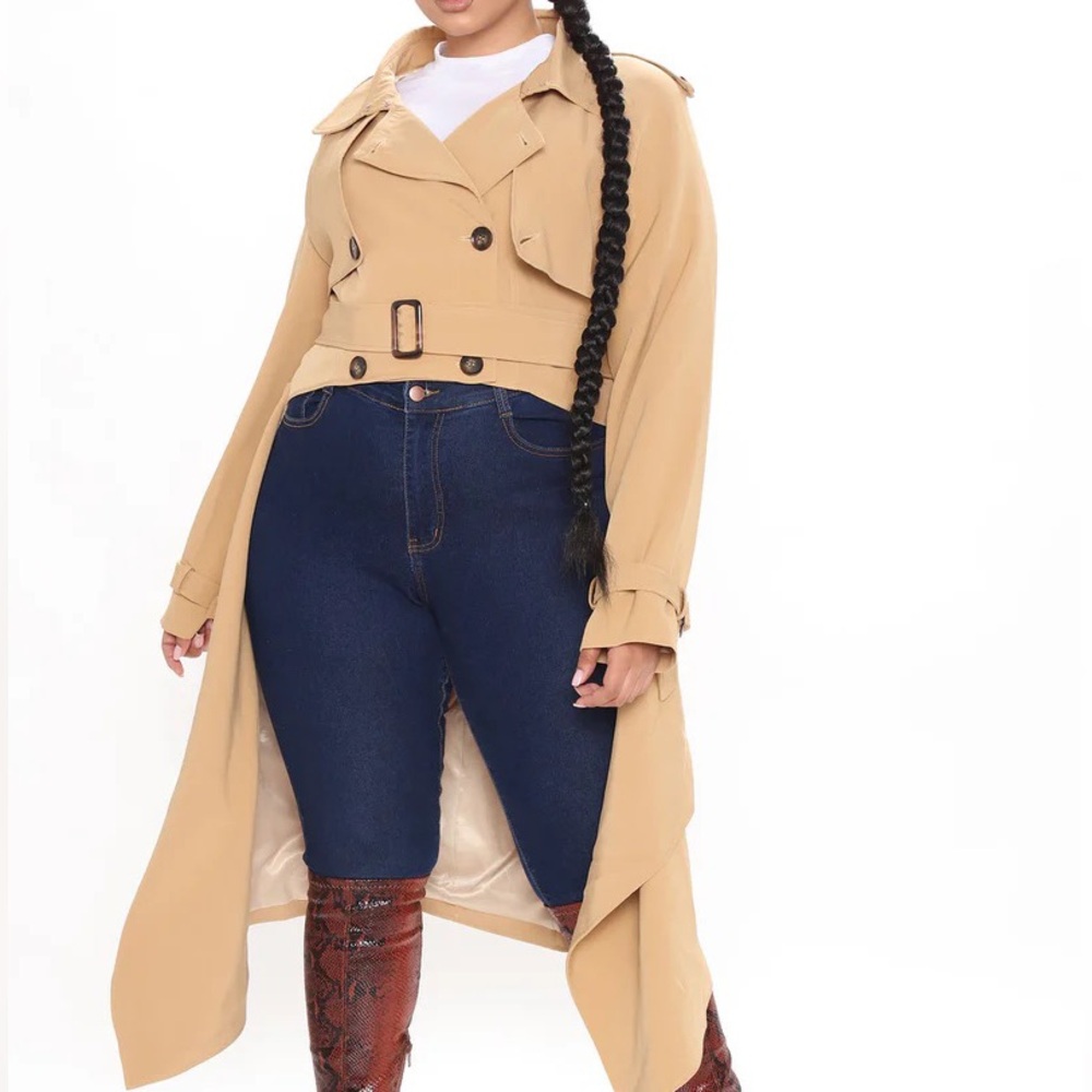 Fashion Nova Runway Vibes Crop Trench Coat